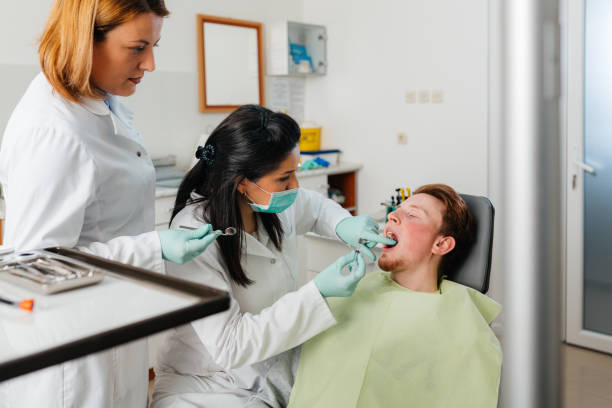 Best Emergency Treatment for Oral Infections in Desert Hills, AZ
